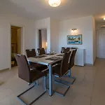 Modernes Nur 100 Meter Zum Mit Sauna, Whirlpool, Meerblick Apartamento Dramalj