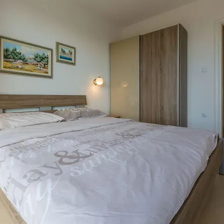 Modernes Nur 100 Meter Zum Mit Sauna, Whirlpool, Meerblick Apartment