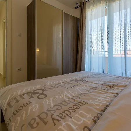 Modernes Nur 100 Meter Zum Mit Sauna, Whirlpool, Meerblick