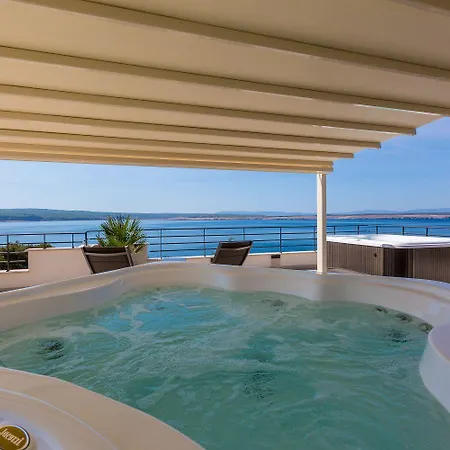 Modernes Nur 100 Meter Zum Mit Sauna, Whirlpool, Meerblick