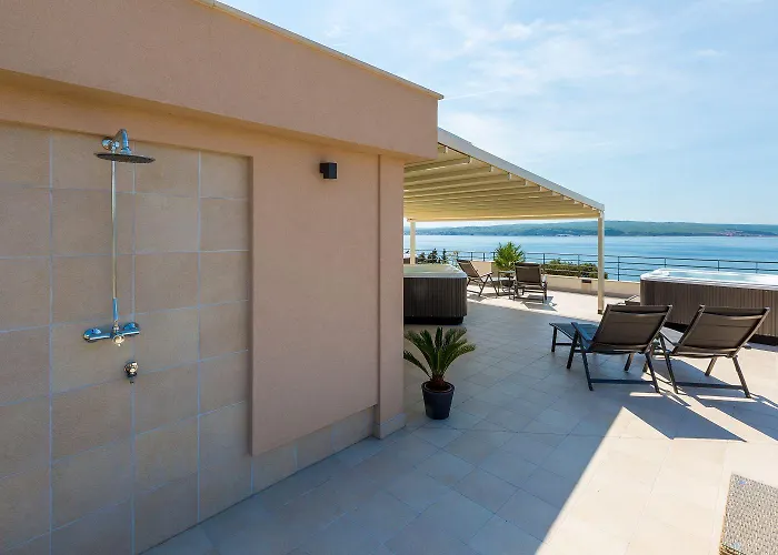 Modernes Nur 100 Meter Zum Mit Sauna, Whirlpool, Meerblick