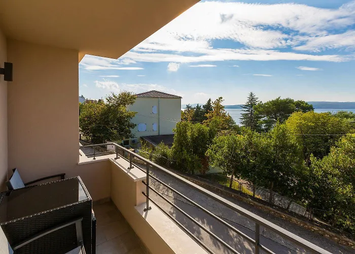 Modernes Nur 100 Meter Zum Mit Sauna, Whirlpool, Meerblick * Dramalj