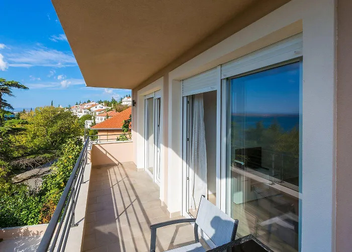 Modernes Nur 100 Meter Zum Mit Sauna, Whirlpool, Meerblick