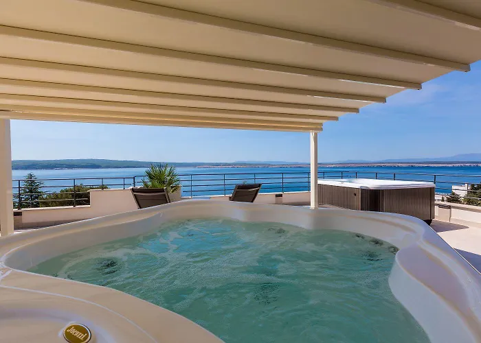 Modernes Nur 100 Meter Zum Mit Sauna, Whirlpool, Meerblick